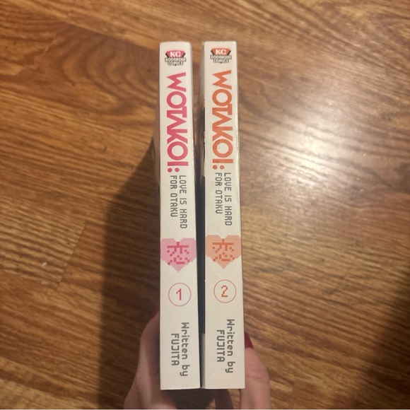 Wotakoi: Love is Hard for Otaku Volumes 1 and 2 - Picture 4 of 4